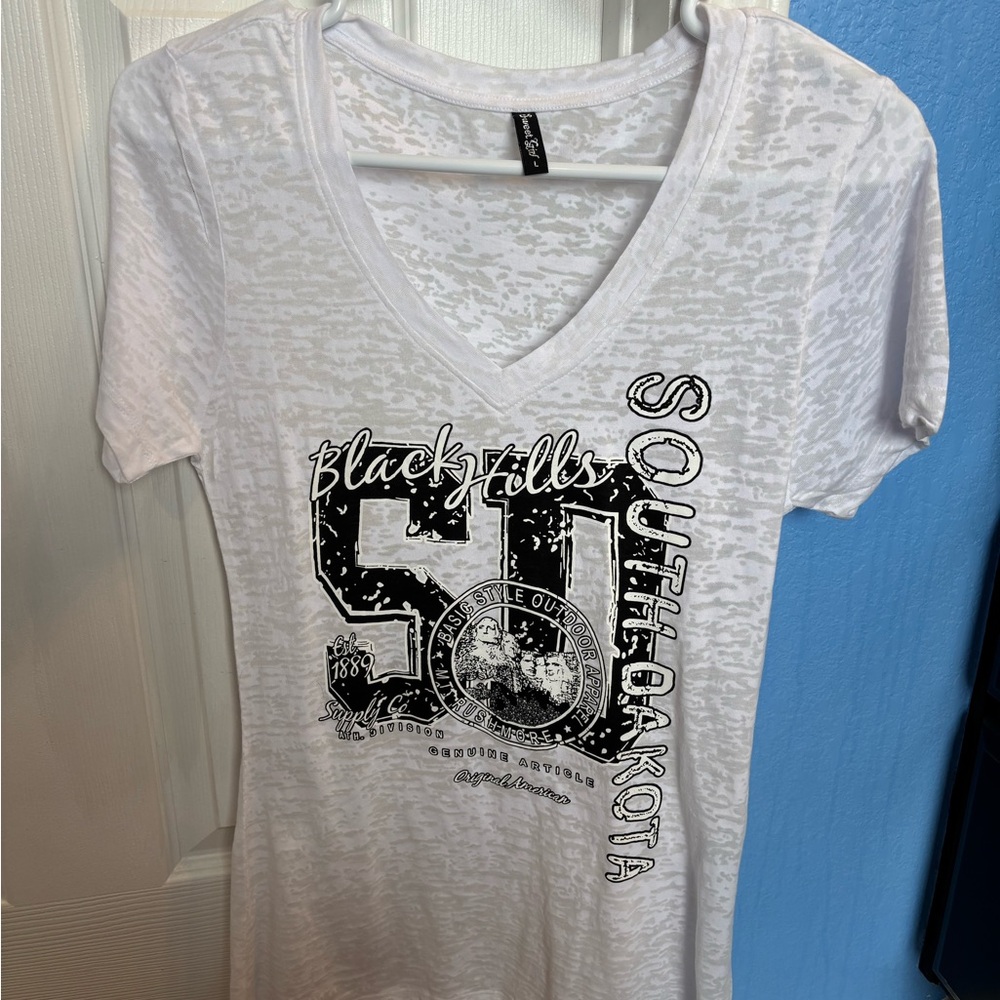 White Graphic V-Neck T-Shirt